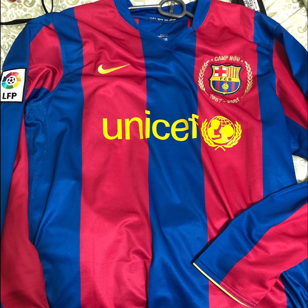 Ronaldinho Barcelona Jersey 2007 XL Long Sleeves